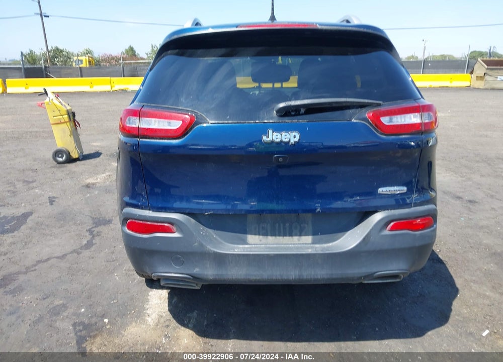 2018 JEEP CHEROKEE LATITUDE FWD VIN: 1C4PJLCX7JD573395