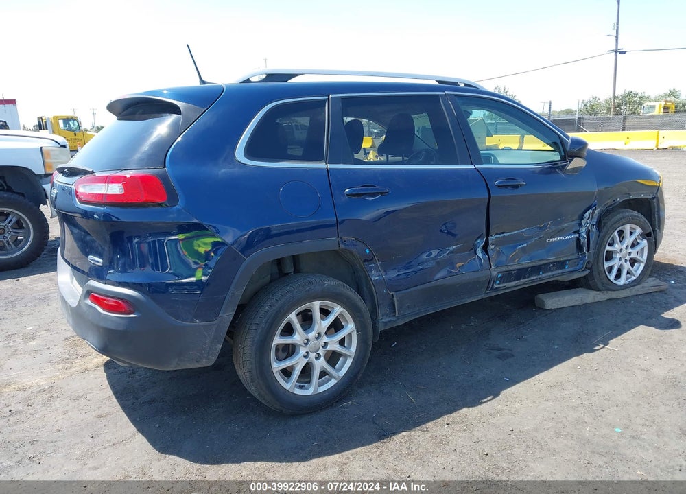 2018 JEEP CHEROKEE LATITUDE FWD VIN: 1C4PJLCX7JD573395