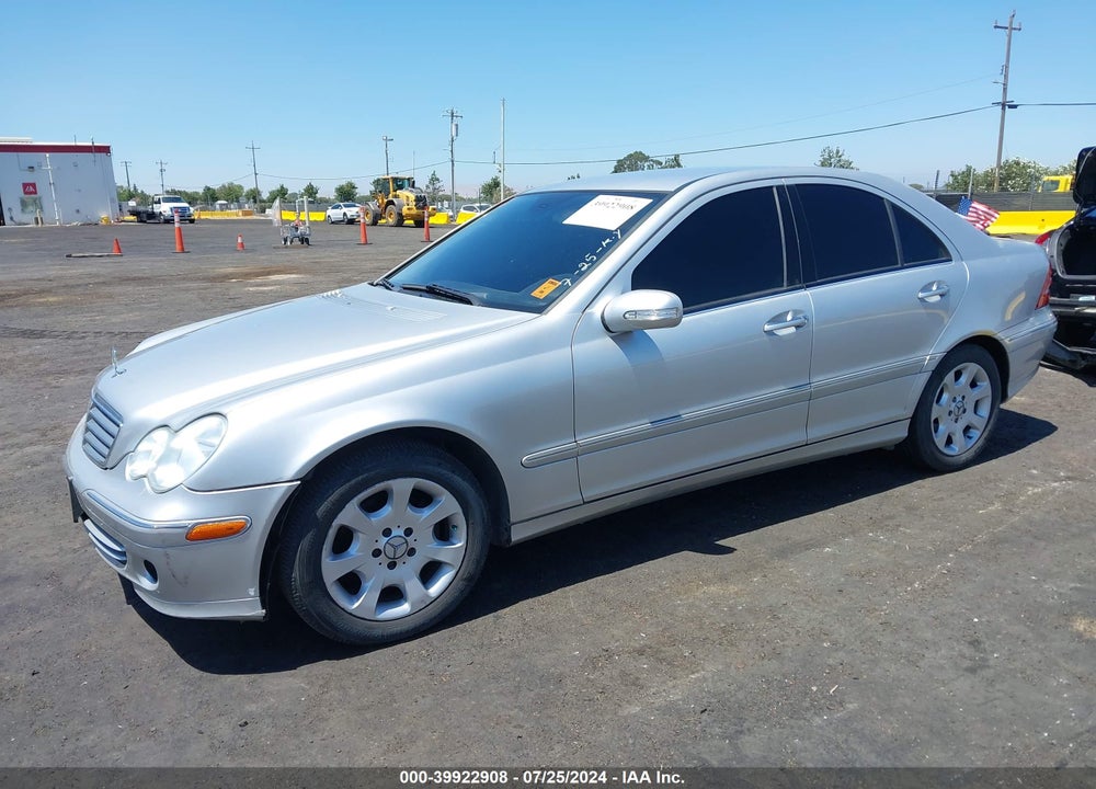 2005 MERCEDES-BENZ C 240 LUXURY VIN: WDBRF61J55F673742