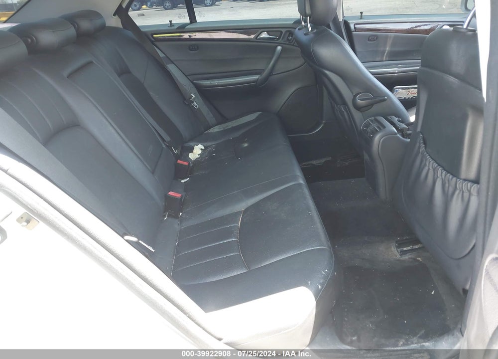 2005 MERCEDES-BENZ C 240 LUXURY VIN: WDBRF61J55F673742
