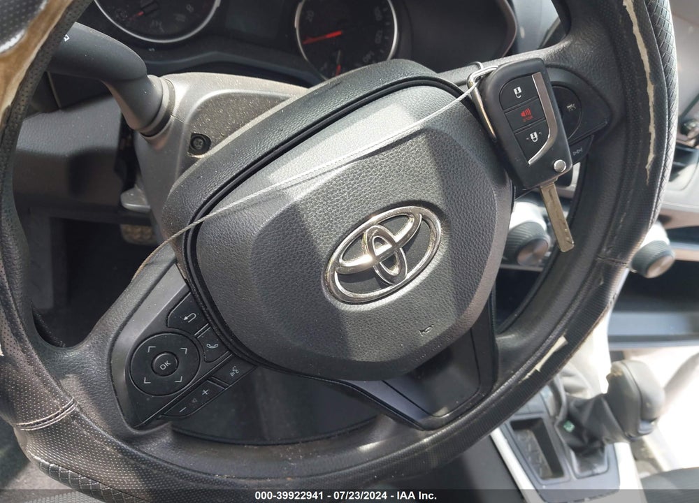 2020 TOYOTA RAV4 LE VIN: 2T3H1RFV0LW088135