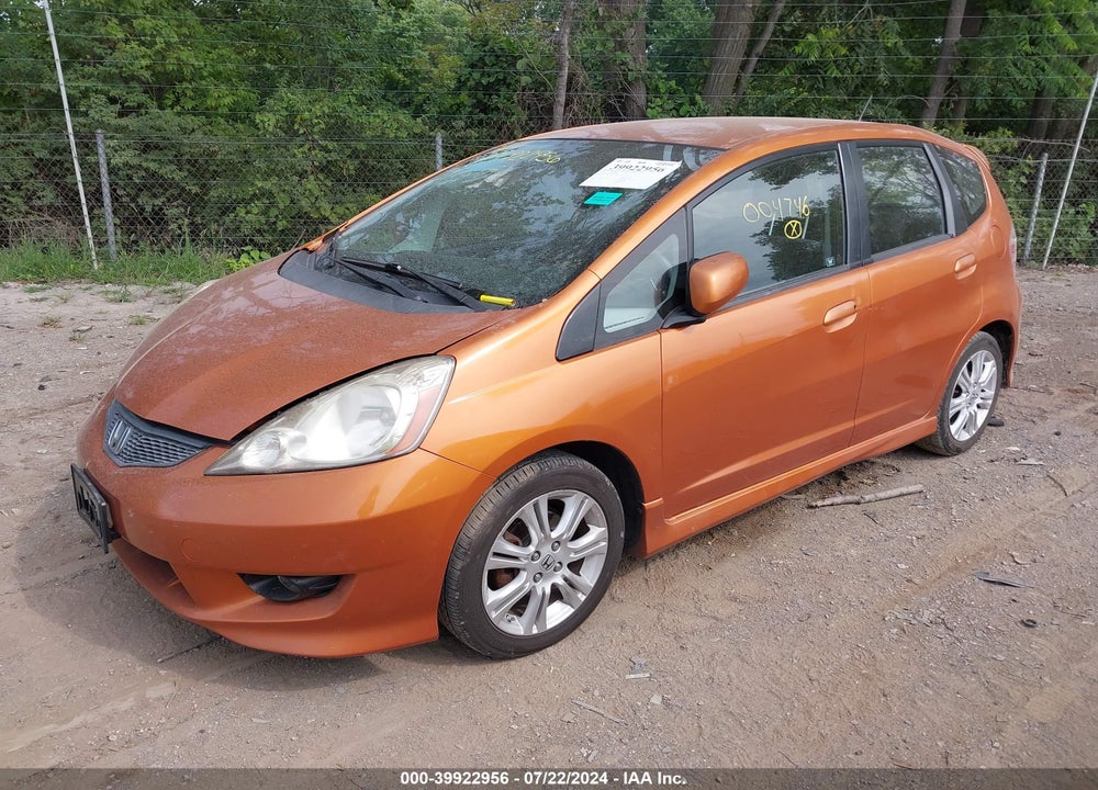 2011 HONDA FIT SPORT VIN: JHMGE8H55BC004740