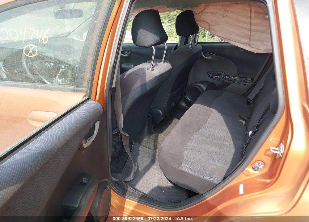 2011 HONDA FIT SPORT VIN: JHMGE8H55BC004740