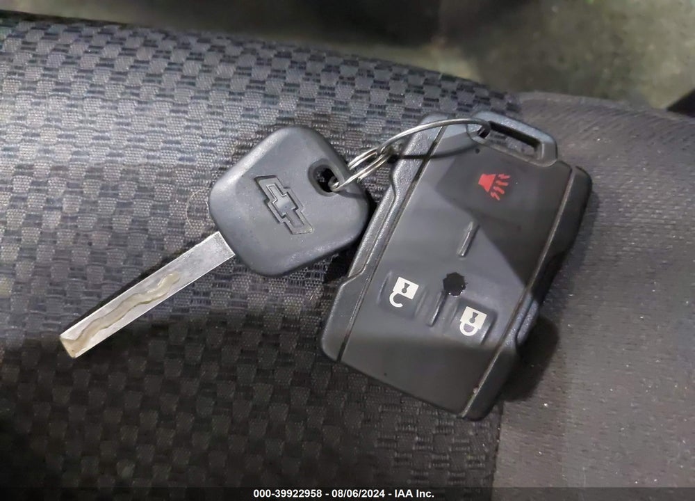 2016 CHEVROLET SILVERADO 1500 2LT VIN: 1GCVKREC7GZ342574