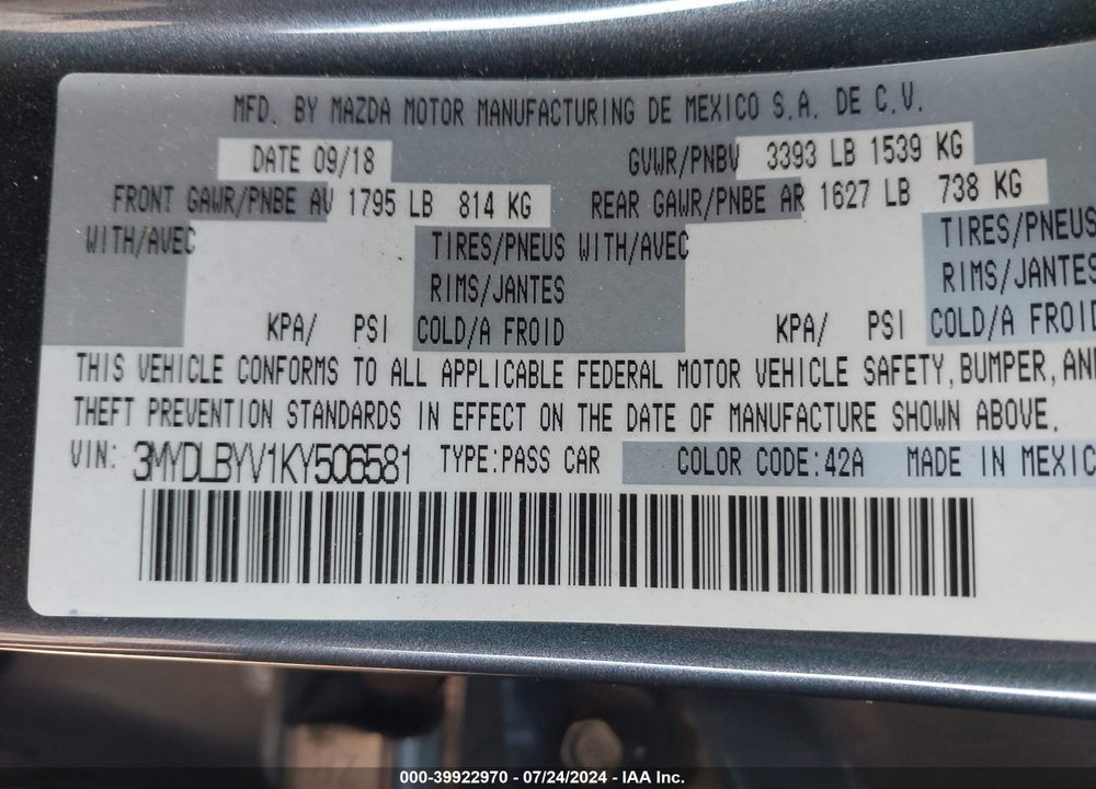2019 TOYOTA YARIS XLE VIN: 3MYDLBYV1KY506581