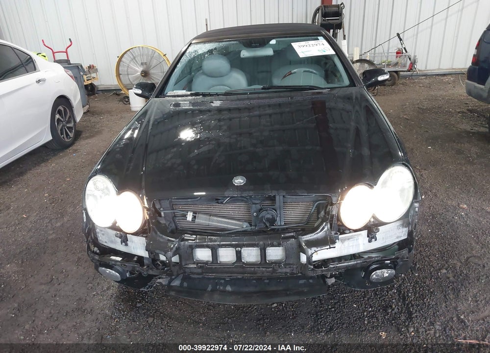 2004 MERCEDES-BENZ CLK 500 VIN: WDBTK75G84T024572