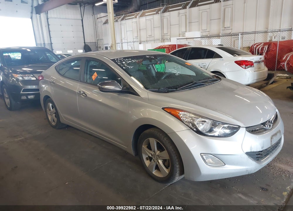 2013 HYUNDAI ELANTRA GLS VIN: KMHDH4AE9DU534717