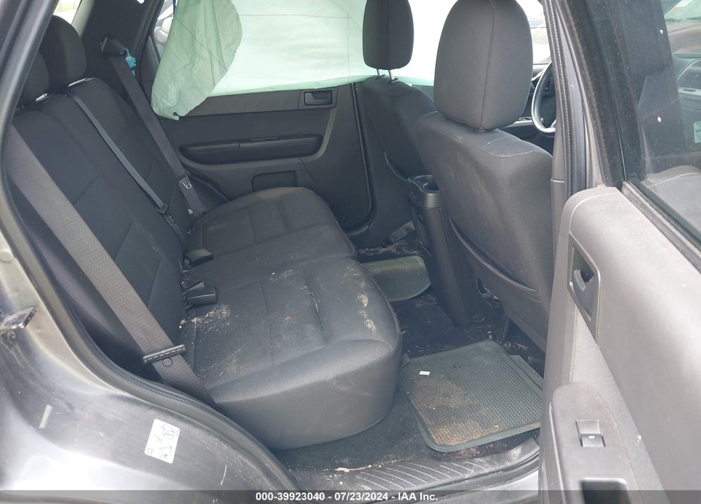 2010 FORD ESCAPE XLT VIN: 1FMCU0DG5AKD39282