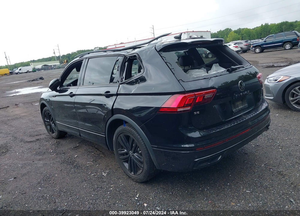 2022 VOLKSWAGEN TIGUAN 2.0T SE R-LINE BLACK VIN: 3VV8B7AX2NM096012