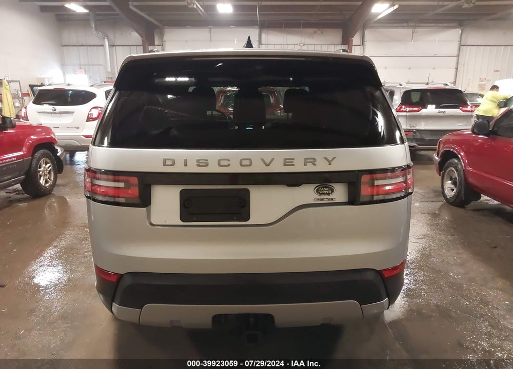 2017 LAND ROVER DISCOVERY HSE VIN: SALRRBBK4HA031225