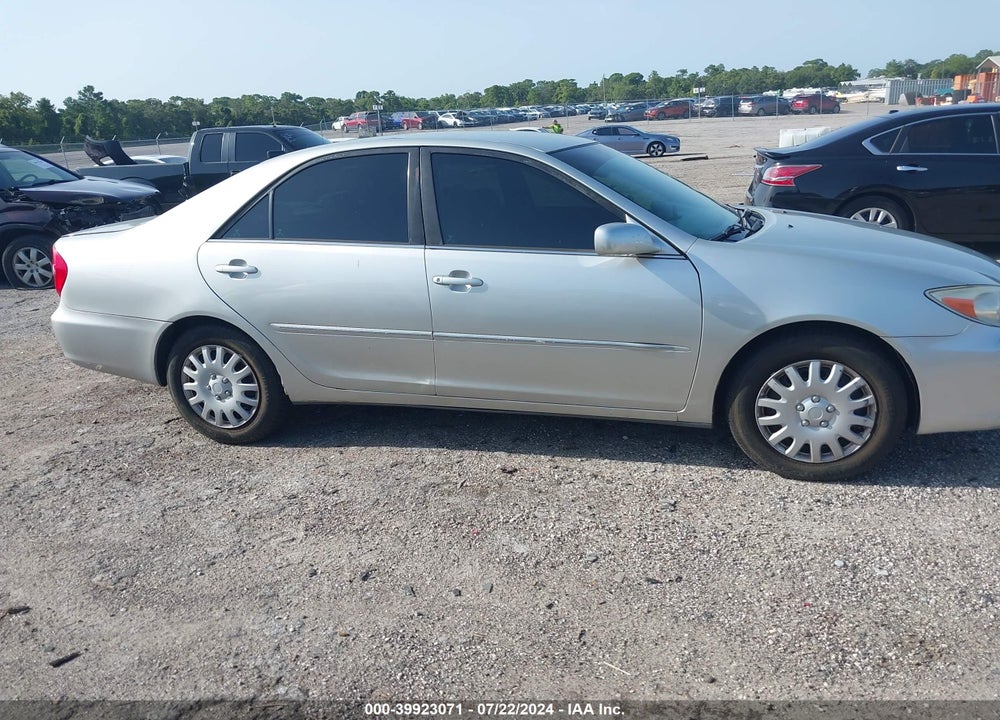 2003 TOYOTA CAMRY XLE VIN: 4T1BE30K03U258850