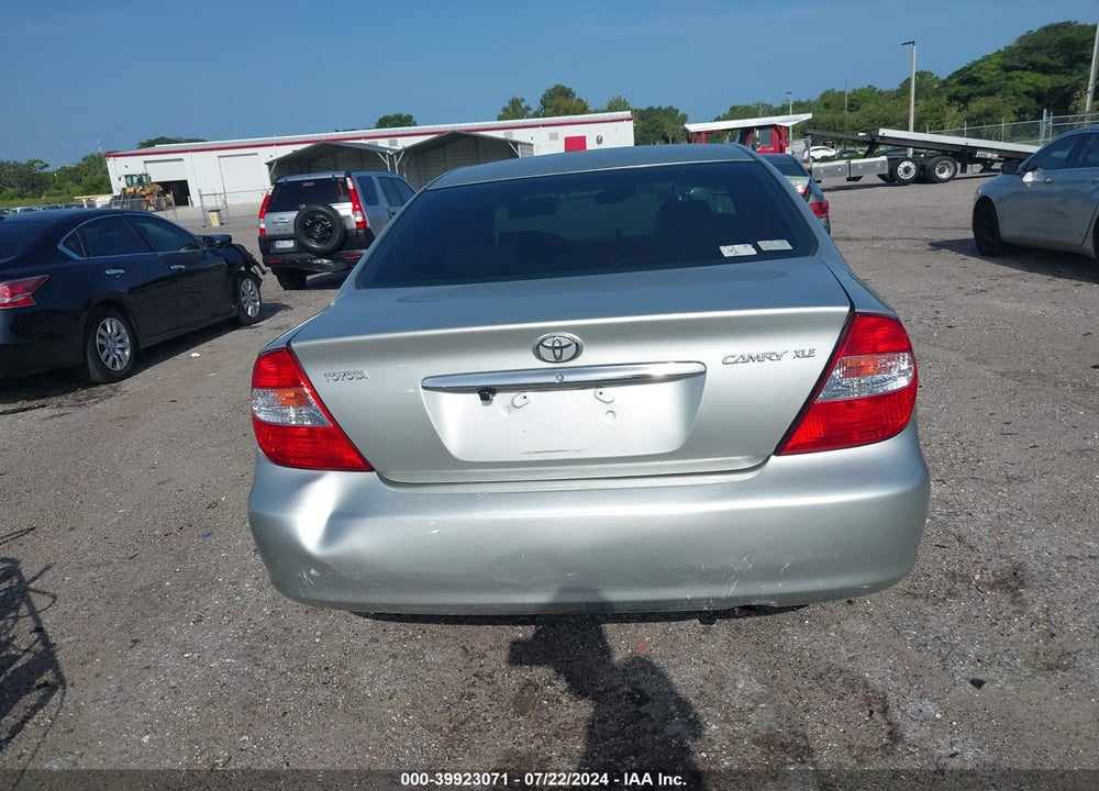 2003 TOYOTA CAMRY XLE VIN: 4T1BE30K03U258850