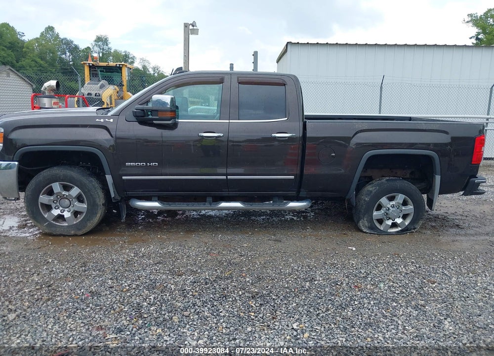 2018 GMC SIERRA 2500HD SLT VIN: 1GT22TEG2JZ165507