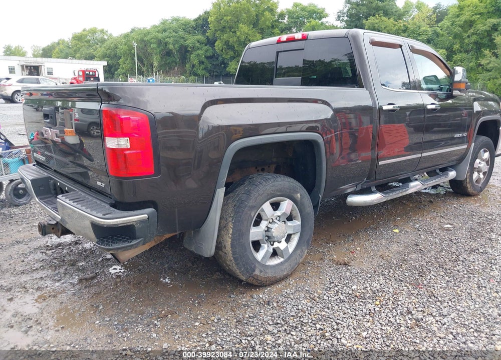 2018 GMC SIERRA 2500HD SLT VIN: 1GT22TEG2JZ165507