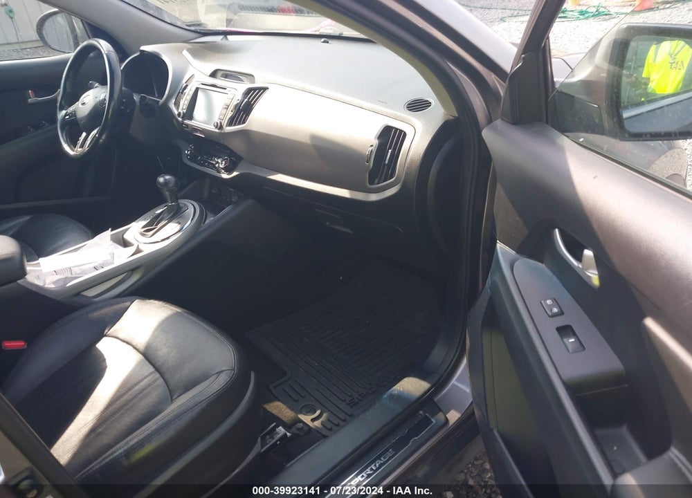 2014 KIA SPORTAGE SX VIN: KNDPCCA61E7656460