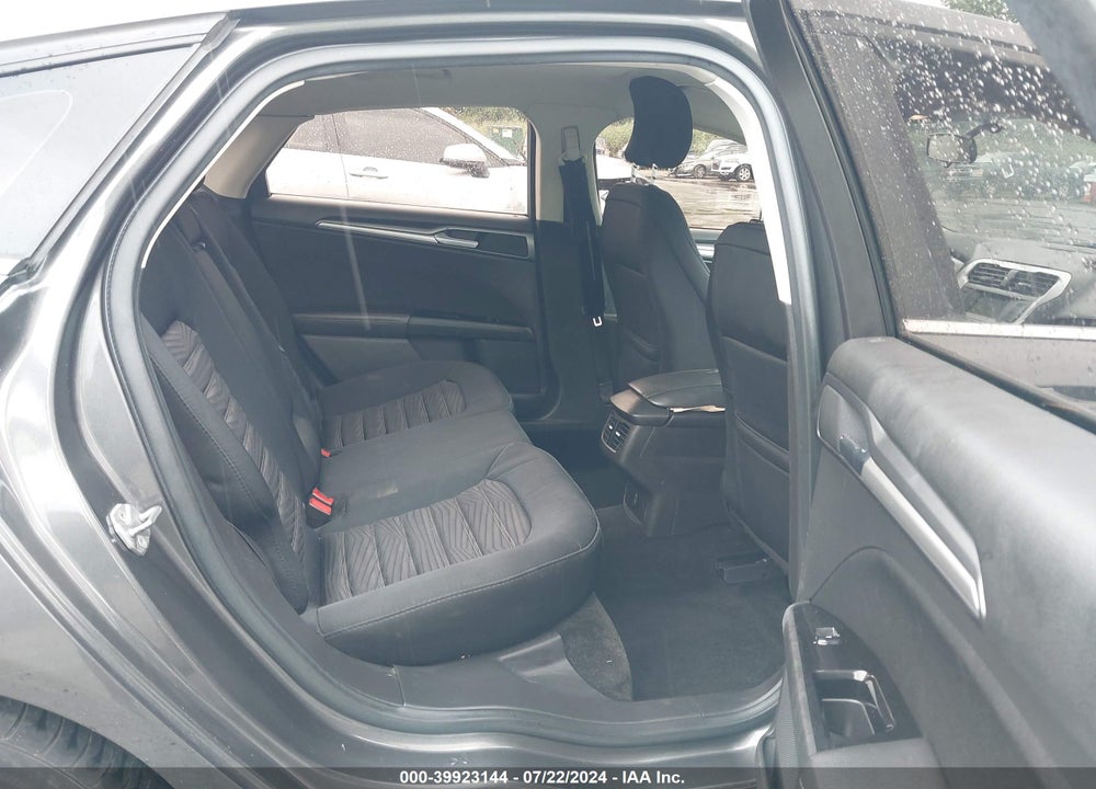 2016 FORD FUSION SE VIN: 3FA6P0H74GR150829