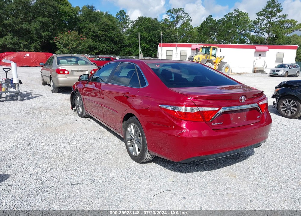 2017 TOYOTA CAMRY SE VIN: 4T1BF1FK5HU652862