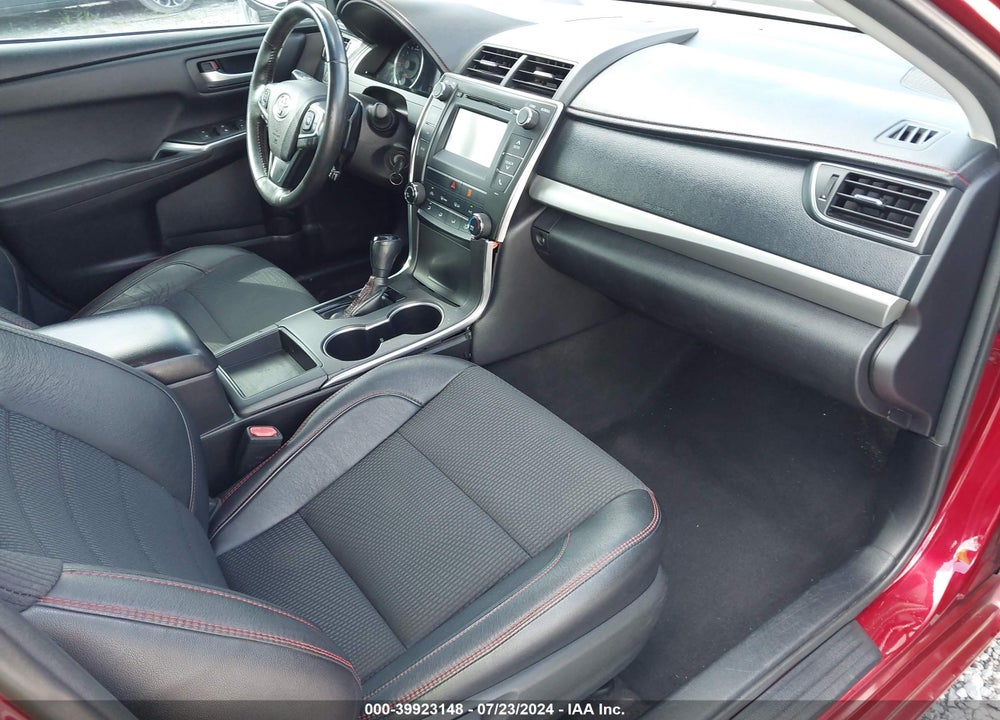 2017 TOYOTA CAMRY SE VIN: 4T1BF1FK5HU652862