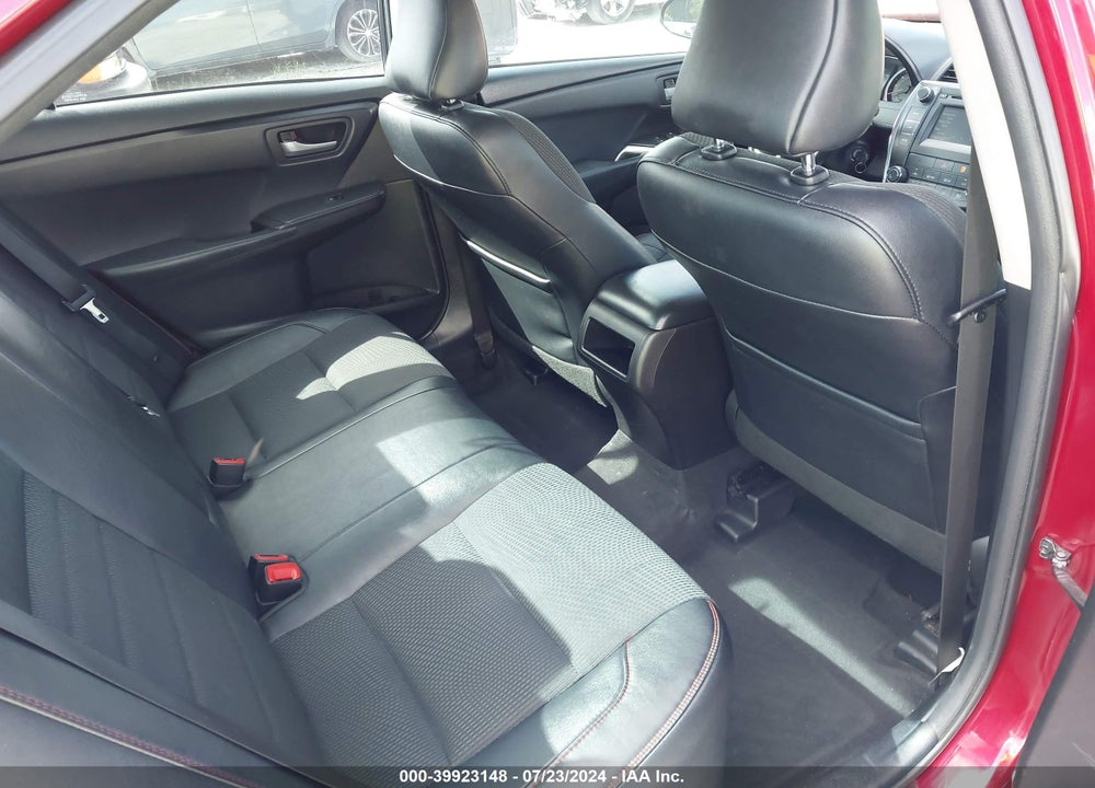 2017 TOYOTA CAMRY SE VIN: 4T1BF1FK5HU652862