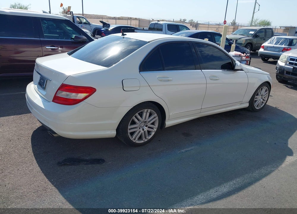 2009 MERCEDES-BENZ C 300 LUXURY/SPORT VIN: WDDGF54X89R063671