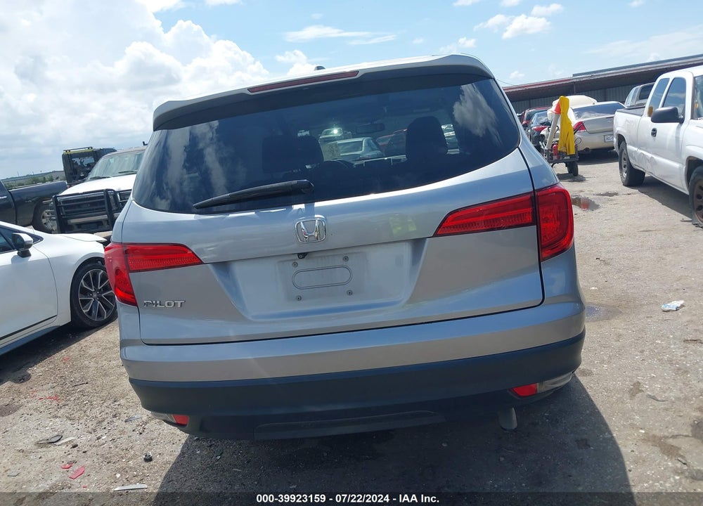 2018 HONDA PILOT VIN: 5FNYF5H56JB028161