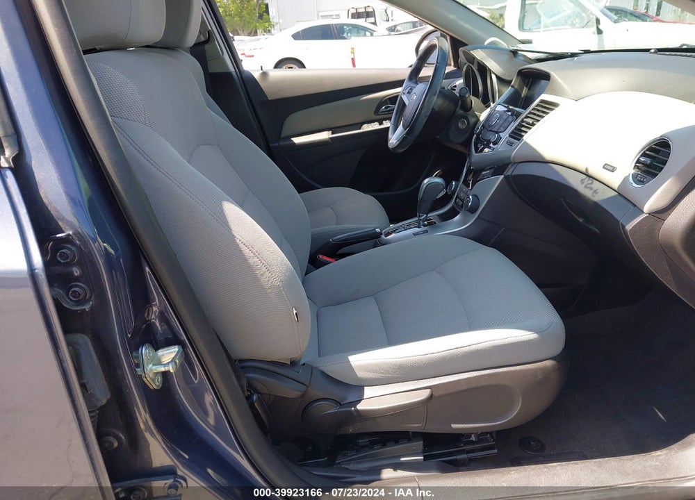 2014 CHEVROLET CRUZE 1LT AUTO VIN: 1G1PC5SB9E7325674