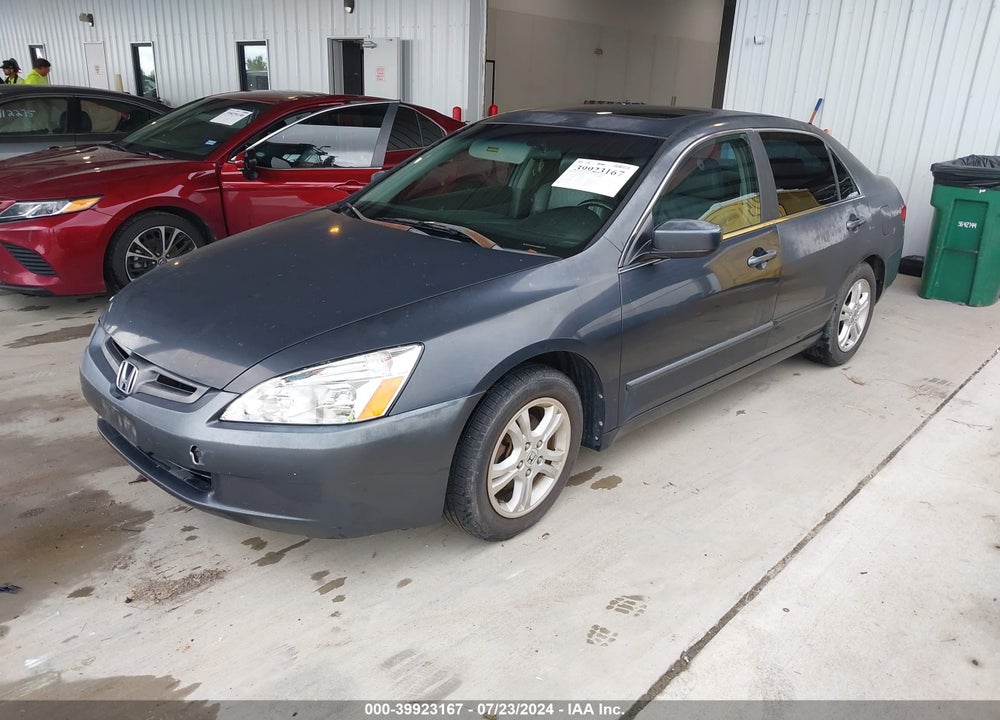 2005 HONDA ACCORD 2.4 EX VIN: 1HGCM56805A100212