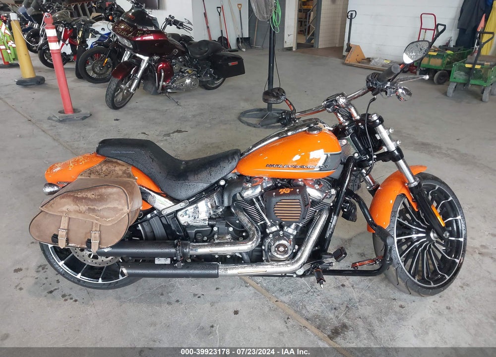 2023 HARLEY-DAVIDSON FXBR VIN: 1HD1YEZ11PB041661