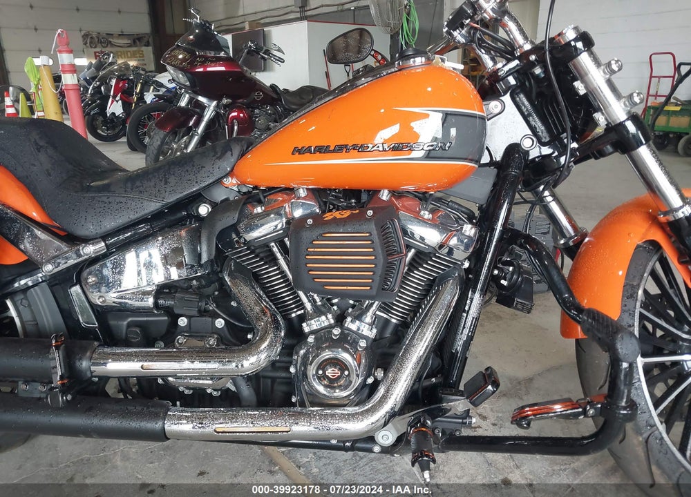 2023 HARLEY-DAVIDSON FXBR VIN: 1HD1YEZ11PB041661