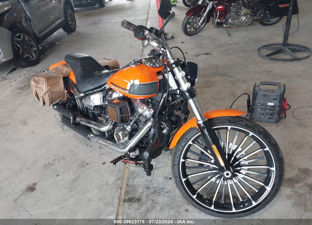 2023 HARLEY-DAVIDSON FXBR VIN: 1HD1YEZ11PB041661