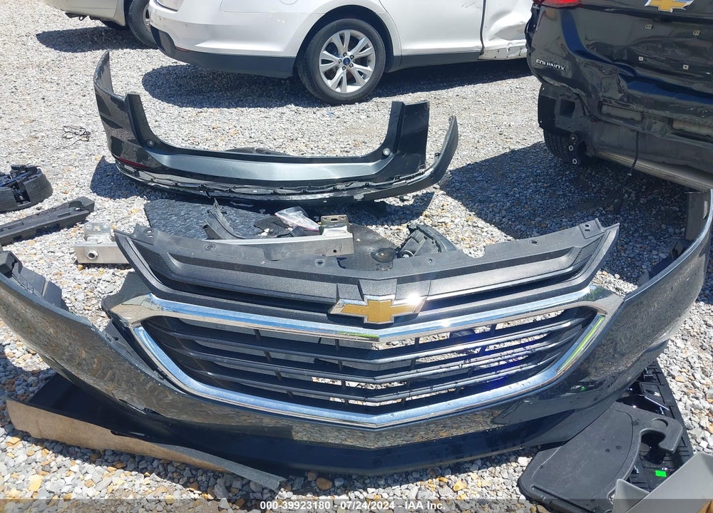 2018 CHEVROLET EQUINOX LT VIN: 2GNAXJEV9J6307516