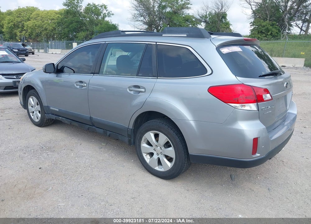 2010 SUBARU OUTBACK 2.5I PREMIUM VIN: 4S4BRBCC0A3348571
