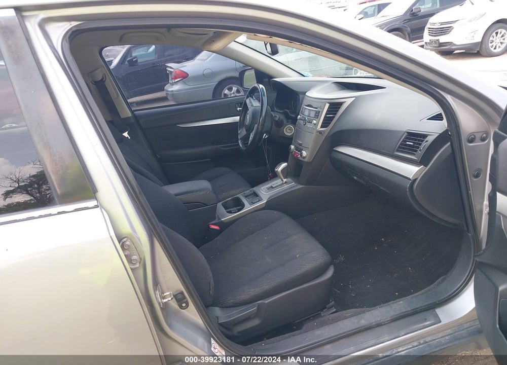 2010 SUBARU OUTBACK 2.5I PREMIUM VIN: 4S4BRBCC0A3348571