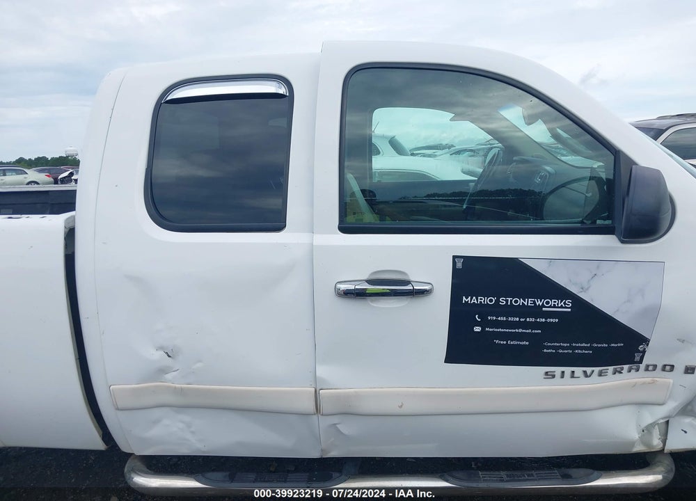 2008 CHEVROLET SILVERADO 1500 VIN: 2GCEK19J181128636