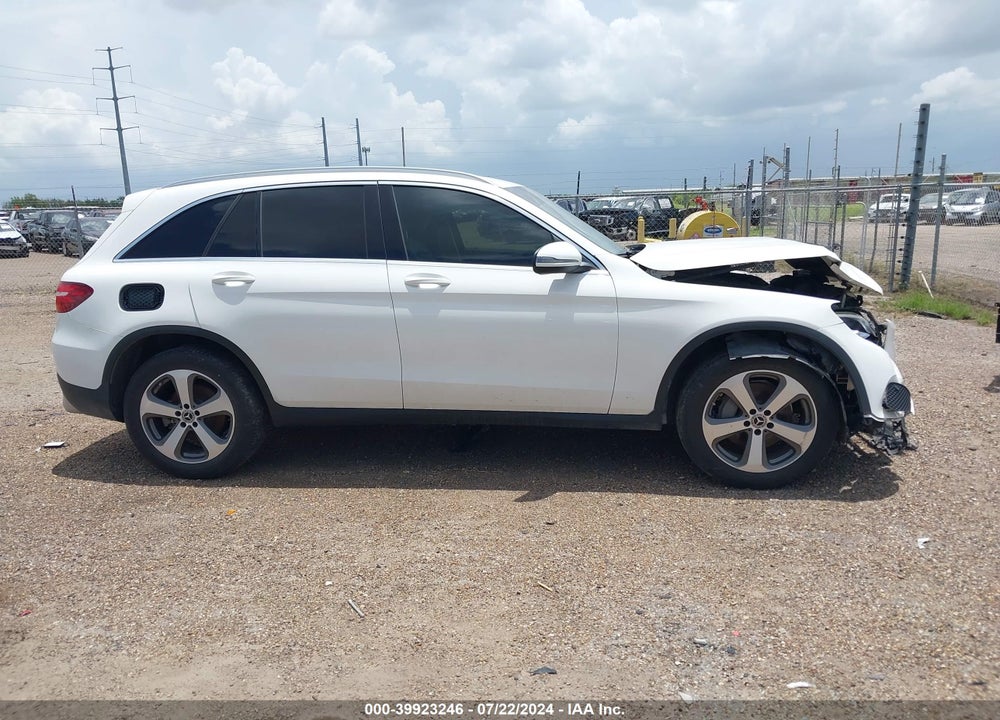 2019 MERCEDES-BENZ GLC 300 VIN: WDC0G4JB2KV123107
