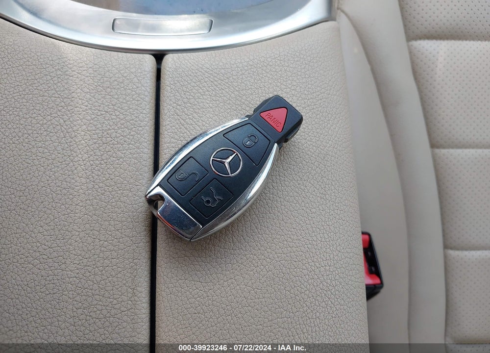 2019 MERCEDES-BENZ GLC 300 VIN: WDC0G4JB2KV123107