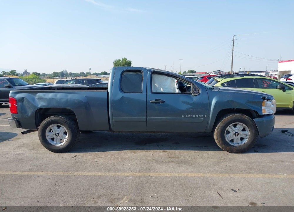 2007 CHEVROLET SILVERADO 1500 LT1 VIN: 2GCEK19J871612950
