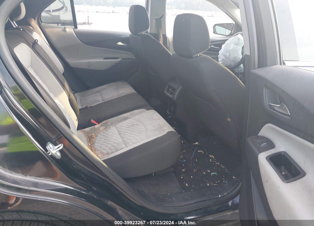 2018 CHEVROLET EQUINOX LT VIN: 2GNAXJEVXJ6135738