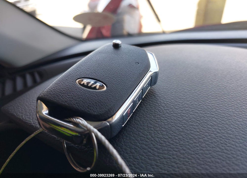 2020 KIA SOUL !/+/S VIN: KNDJ23AUXL7074166