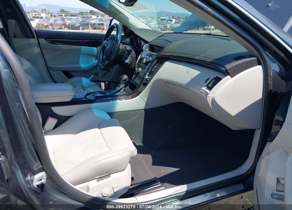2013 CADILLAC CTS-V VIN: 1G6DV8EP2D0141958