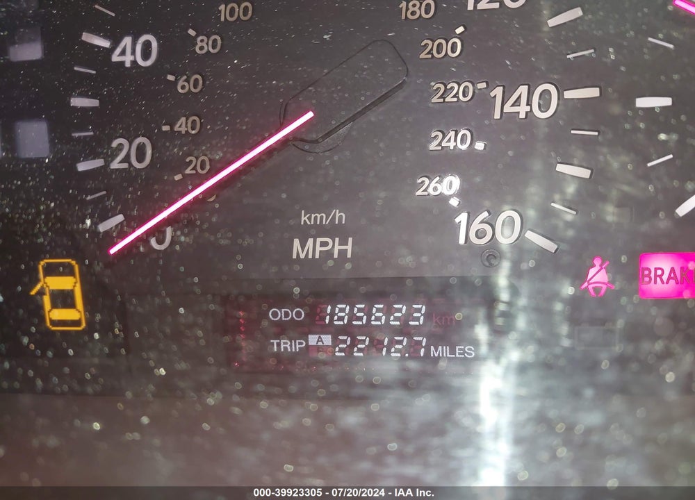 2002 LEXUS LS 430 VIN: JTHBN30F520078176
