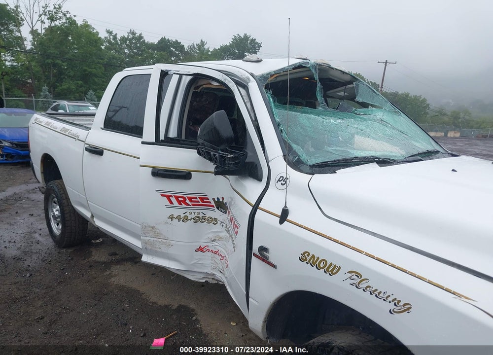2018 RAM 2500 TRADESMAN 4X4 6'4 BOX VIN: 3C6UR5CLXJG232538