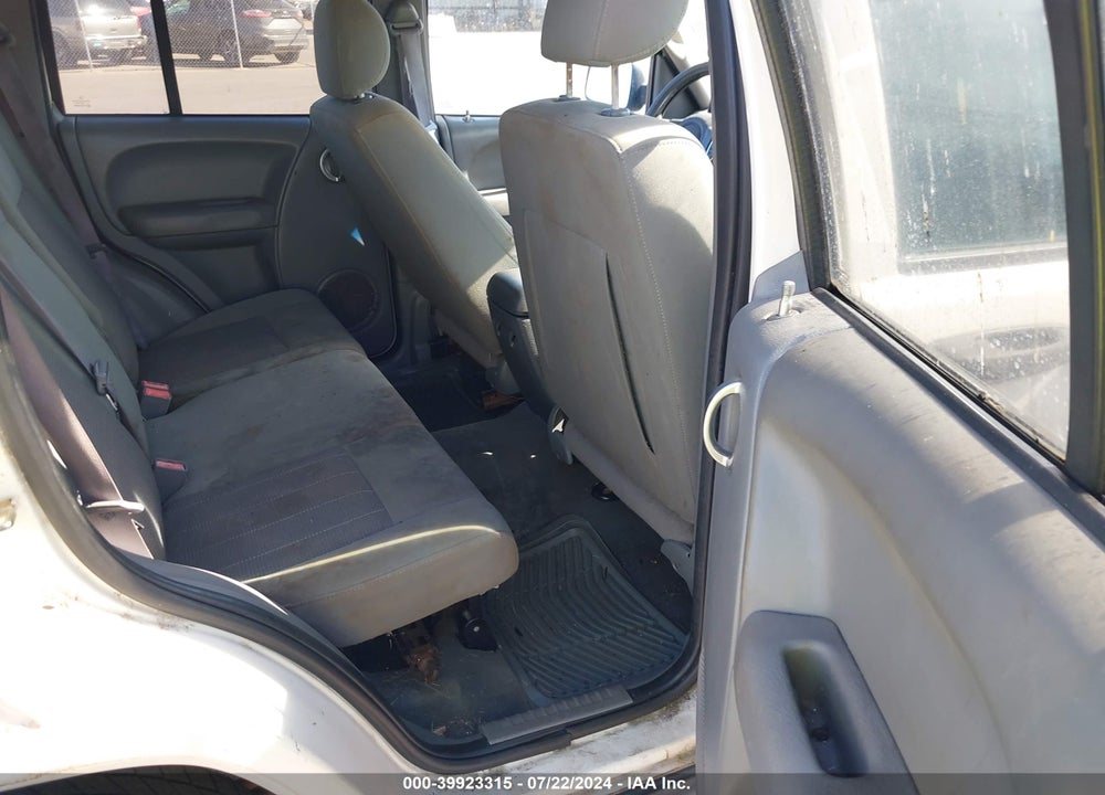 2005 JEEP LIBERTY LIMITED EDITION VIN: 1J4GL58K75W564347