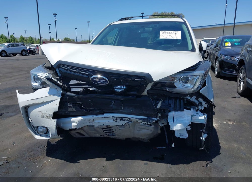 2018 SUBARU FORESTER 2.0XT TOURING VIN: JF2SJGWC2JH580789