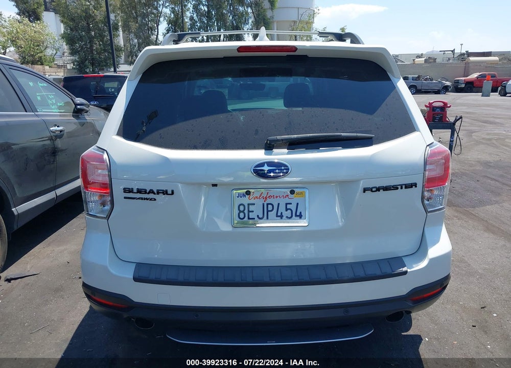 2018 SUBARU FORESTER 2.0XT TOURING VIN: JF2SJGWC2JH580789