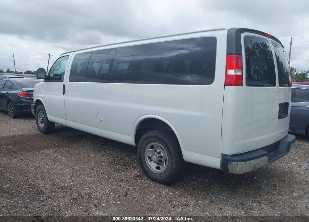 2020 CHEVROLET EXPRESS PASSENGER RWD 3500 EXTENDED WHEELBASE LT VIN: 1GAZGPFG6L1153442