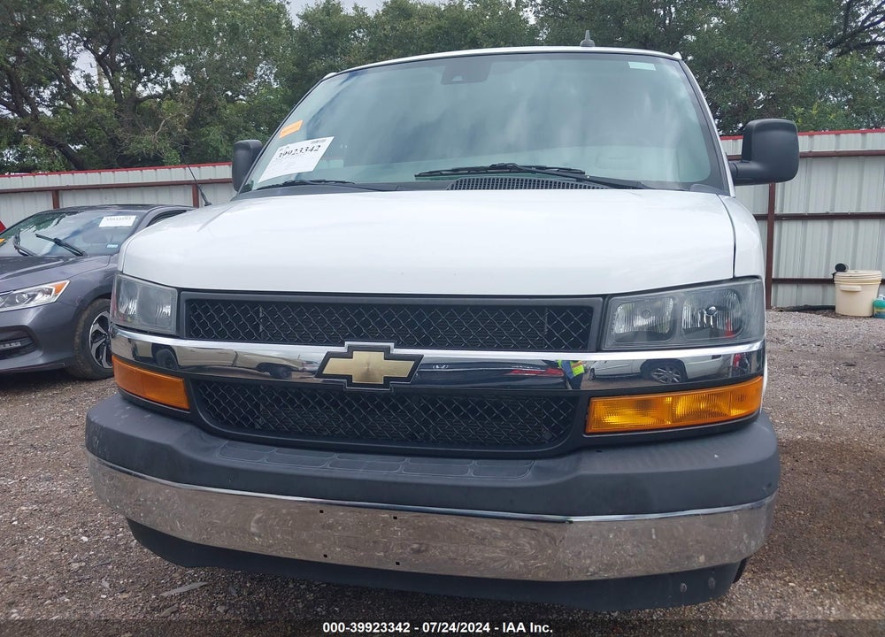 2020 CHEVROLET EXPRESS PASSENGER RWD 3500 EXTENDED WHEELBASE LT VIN: 1GAZGPFG6L1153442