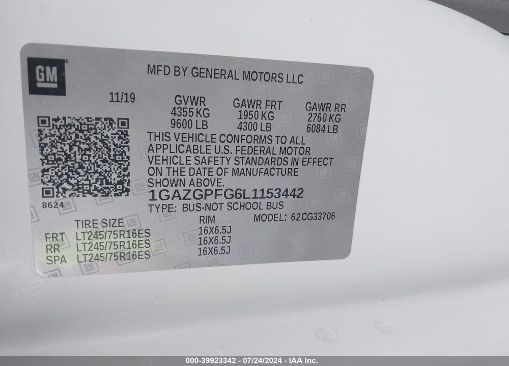 2020 CHEVROLET EXPRESS PASSENGER RWD 3500 EXTENDED WHEELBASE LT VIN: 1GAZGPFG6L1153442