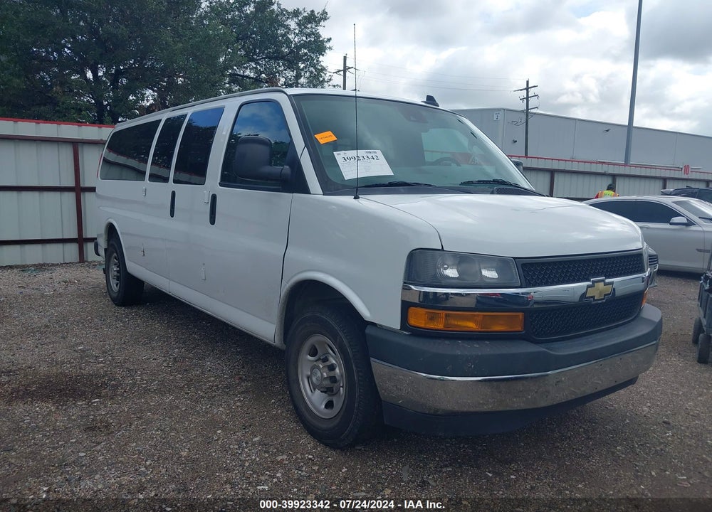 2020 CHEVROLET EXPRESS PASSENGER RWD 3500 EXTENDED WHEELBASE LT VIN: 1GAZGPFG6L1153442