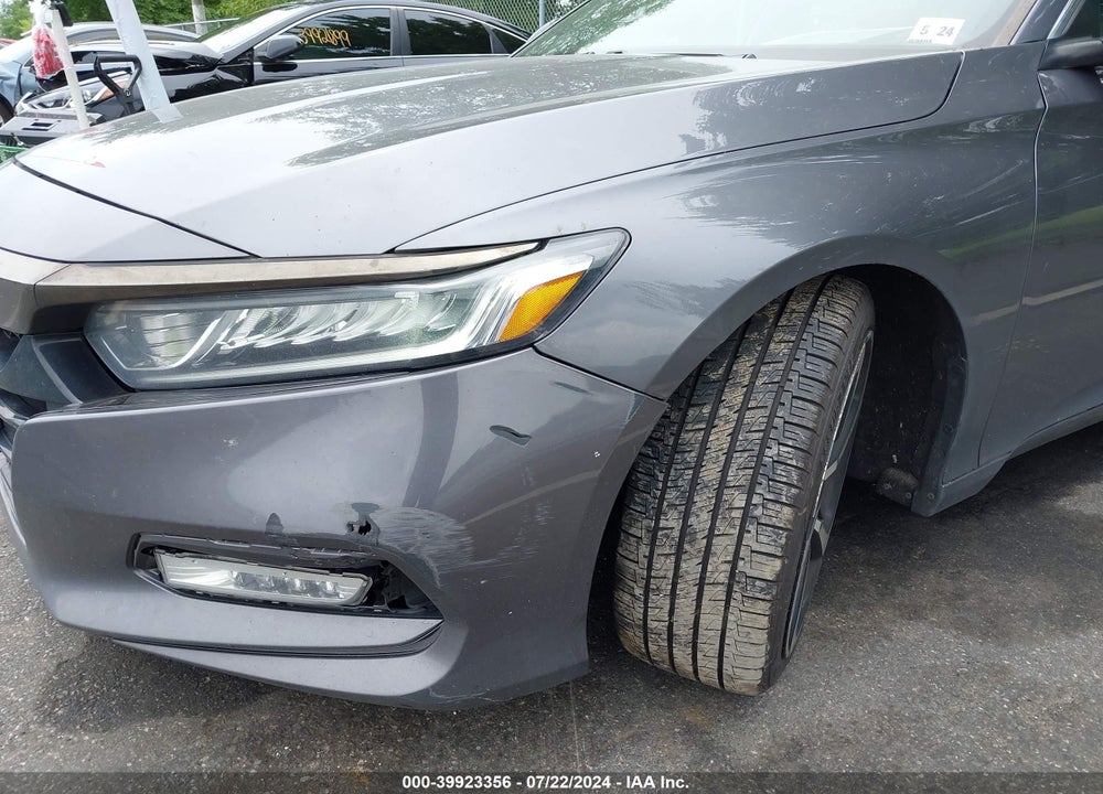 2019 HONDA ACCORD VIN: 1HGCV1F35KA082151